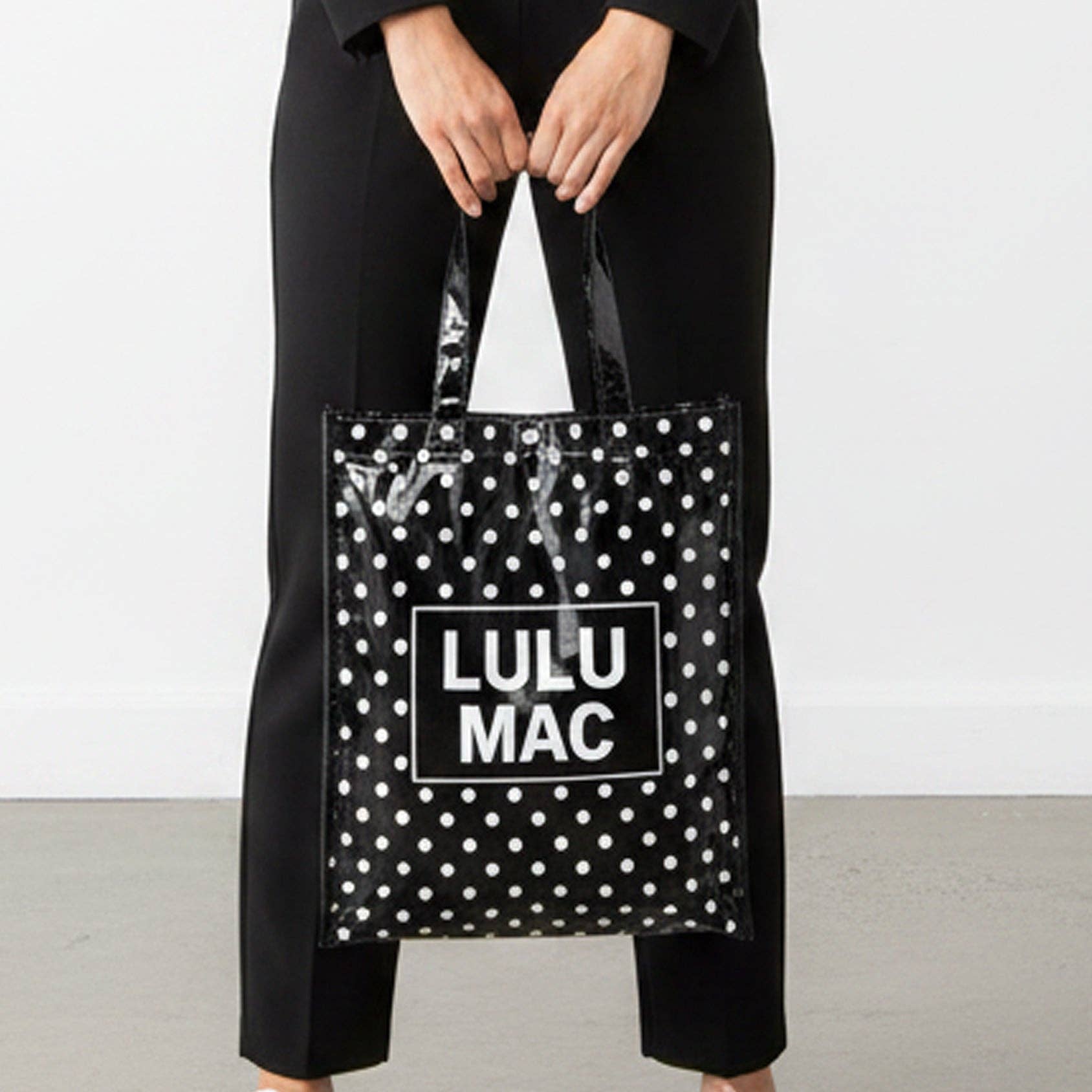 Lulu Mac REUSABLE TOTE-BLACK WHITE DOTS